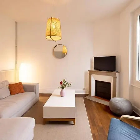 Le Familial - Equipe - Proche Centre