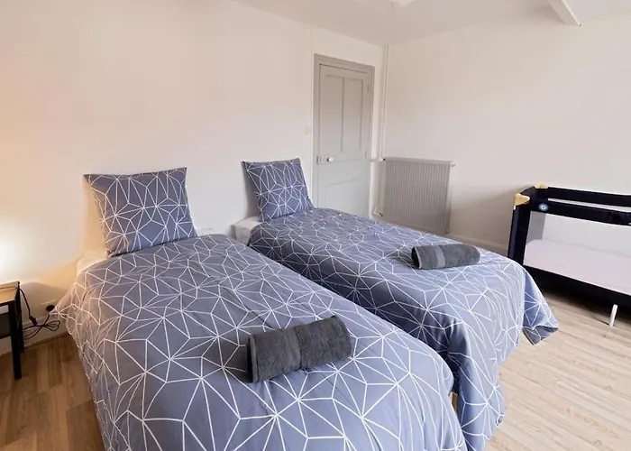 Le Familial - Equipe - Proche Centre Апартаменты *